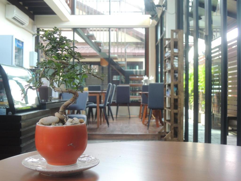 Aiims Tales Canal Boutique House Bangkok Extérieur photo