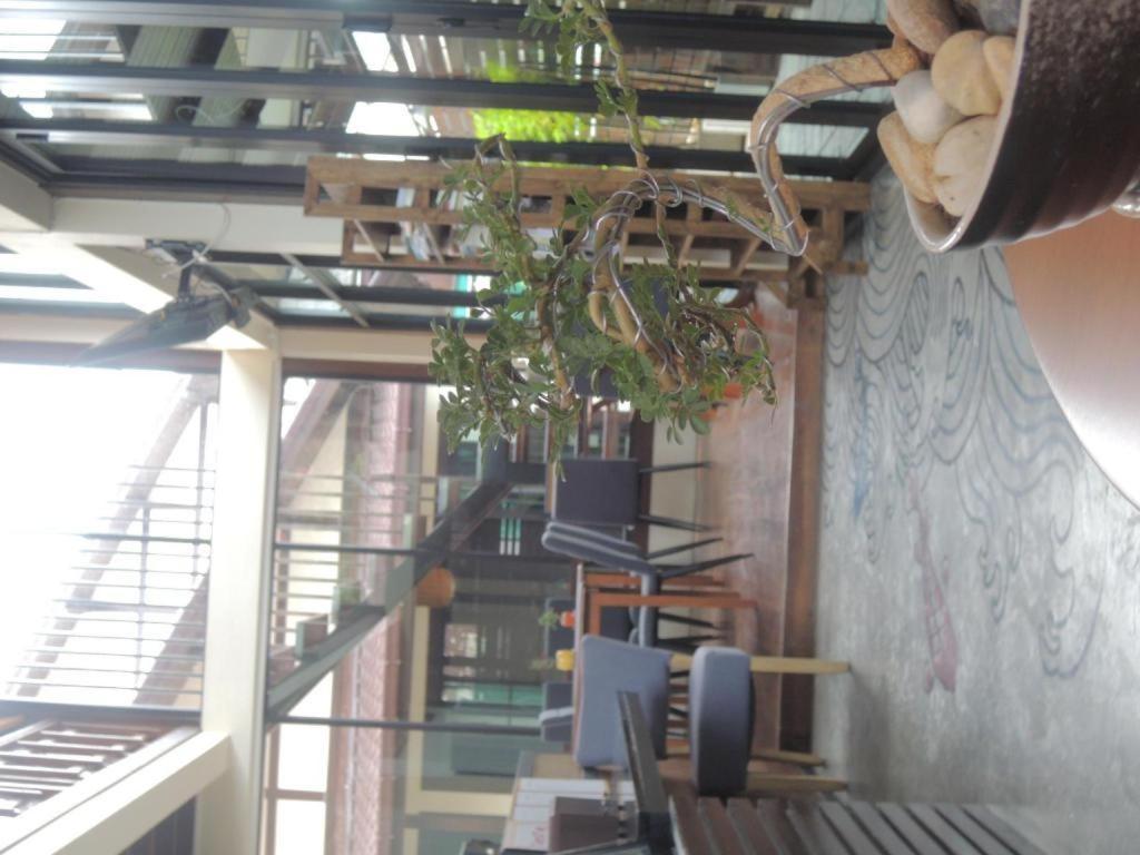 Aiims Tales Canal Boutique House Bangkok Extérieur photo