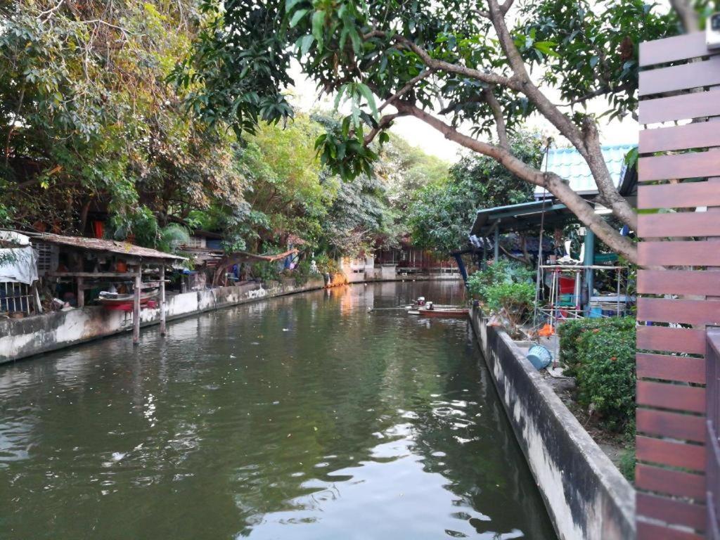 Aiims Tales Canal Boutique House Bangkok Extérieur photo