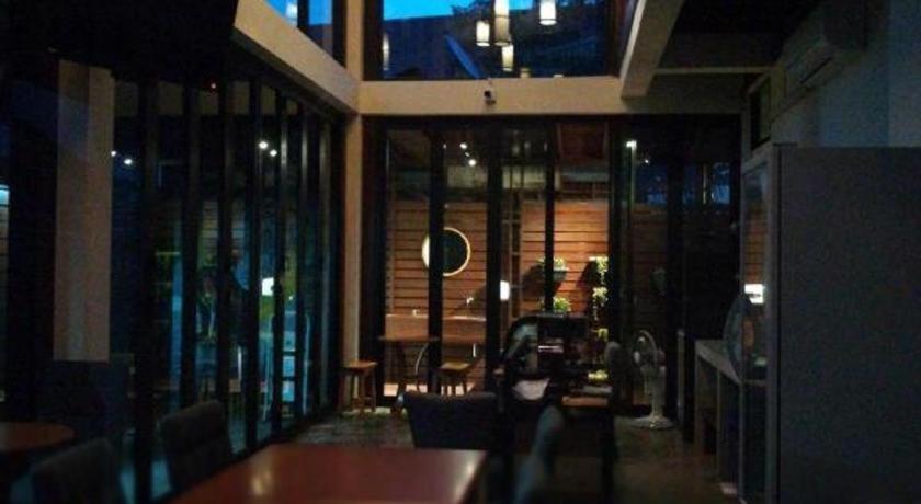 Aiims Tales Canal Boutique House Bangkok Extérieur photo